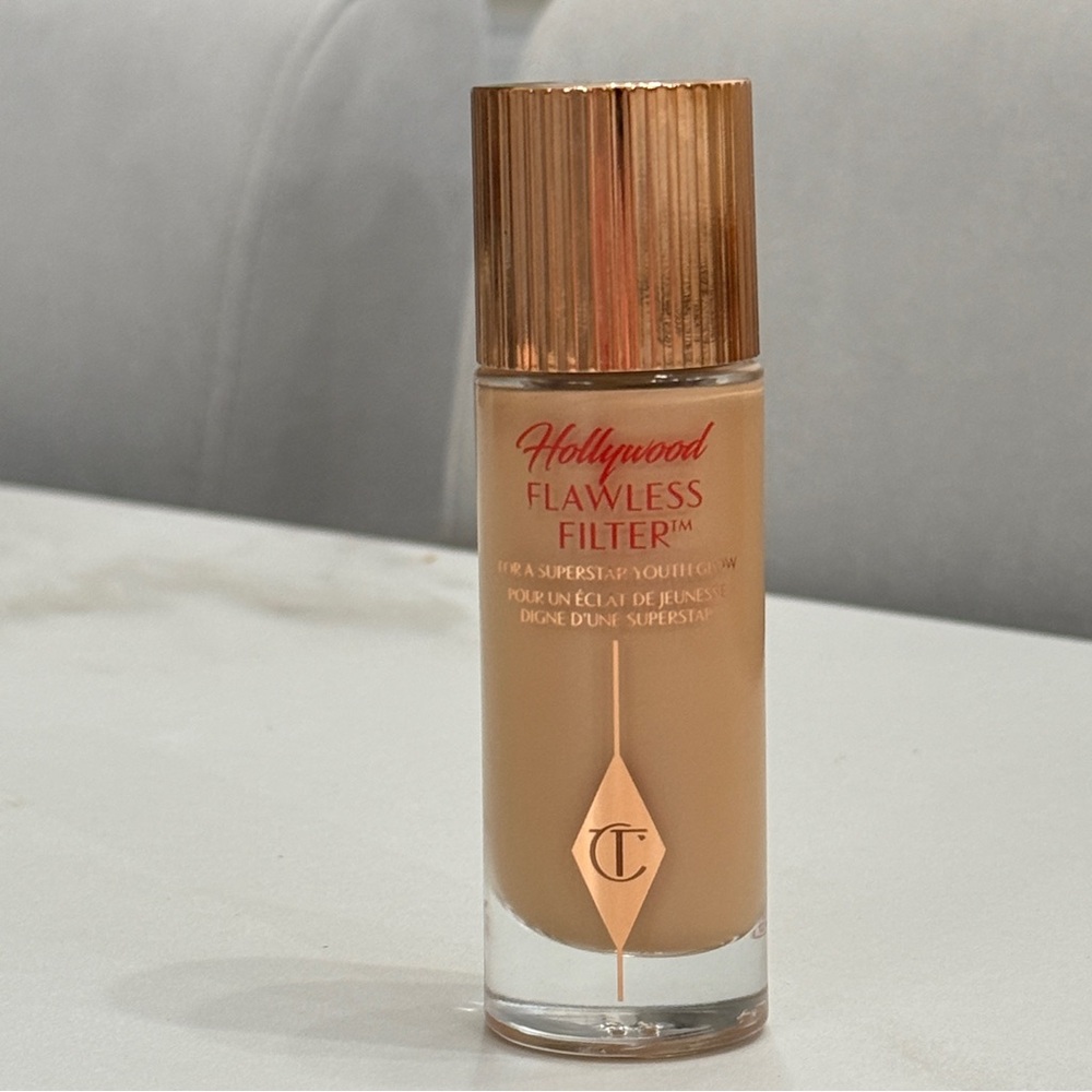 NWT!! Charlotte Tilbury Hollywood Flawless Filter - Shade 4 Medium Moyen - Picture 4 of 9